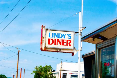 Lindy's Diner - Explore Keene