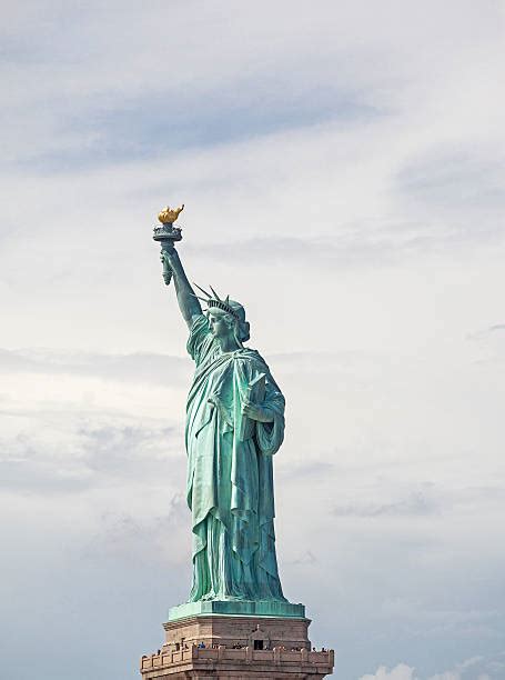 250+ Statue Of Liberty Side View Stock Photos, Pictures & Royalty-Free ...