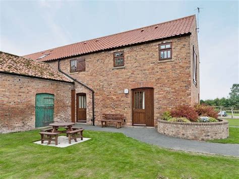 Filey Holiday Cottages - Truman Cottage in Filey, Yorkshire - Book ...