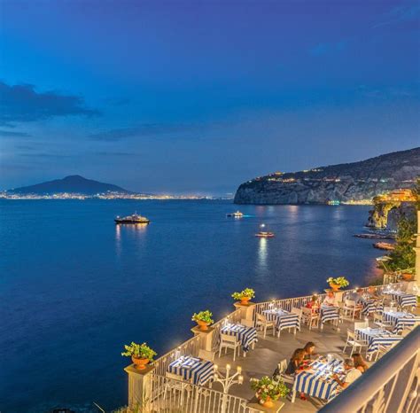 GRAND HOTEL RIVIERA • SORRENTO • 4⋆ ITALY • RATES FROM €350