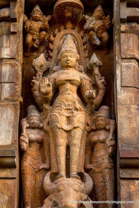 Thanjavur Brihadeeswarar Temple Varahi Amman | Hindu statues, Ancient ...