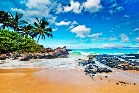 Maui, Hawaii, The Favorite Island For Hollywood Celebrities ...