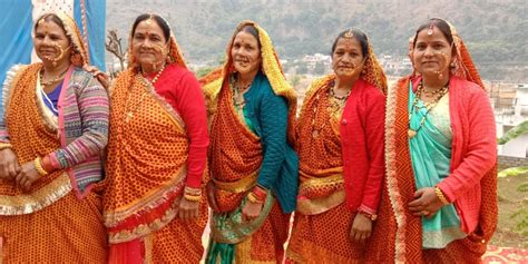 Uttarakhand Traditional Dress: A Peek Into The Tradition Of Devbhumi ...