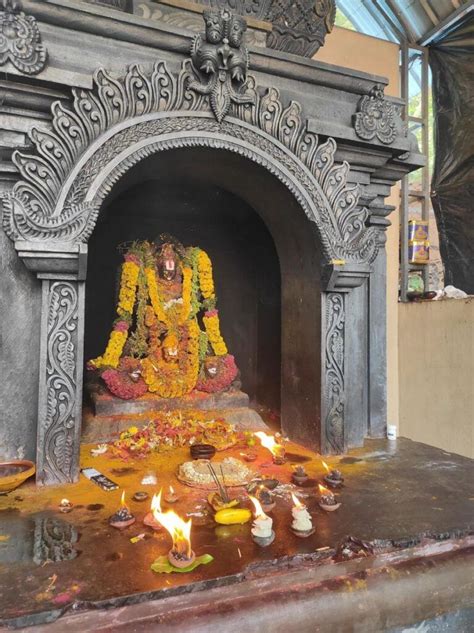 Dwaraka Tirumala Temple: Sacred 11th Century Chinna Tirupati