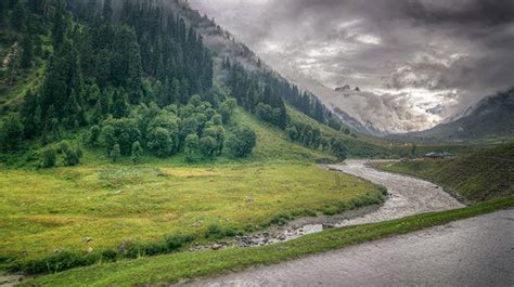 These stunning pictures of the Indian monsoon will make you step out ...