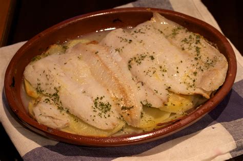 Recetas de Filetes de Merluza al Horno images