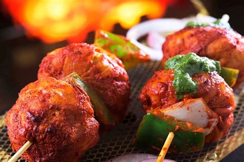 Chicken, Paneer & Maggi: You Have To Try These Tandoori Momo