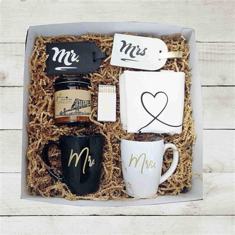 Amazon.com: Mr Mrs Wedding Gift Box Unique Wedding Gift Box Engagement ...