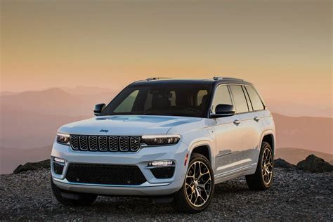 Nearly 100,000 Jeep Grand Cherokee, Grand Cherokee L SUVs Recalled for ...