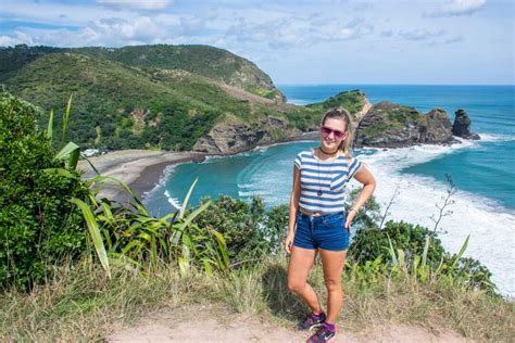 13 Things to KNOW Before Visiting Piha Beach, New Zealand