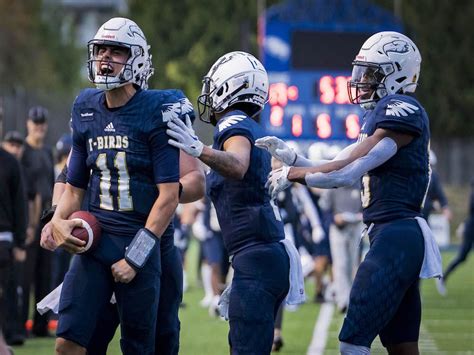 UBC Thunderbirds football piles up points again, off to first 4-0 start ...