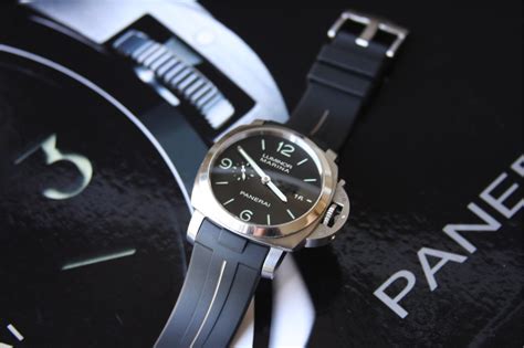 Panerai Strap Review - Rubber B VulChromatic Strap - Panerai Central