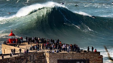 Hurley Sponsors the TUDOR Nazaré Tow Surfing Challenge | Shop-Eat-Surf