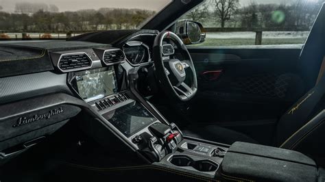 Lamborghini Urus Interior Red | Cabinets Matttroy