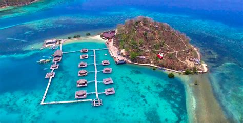 VIDEO: Beach Resorts of Southern Luzon Aerial View