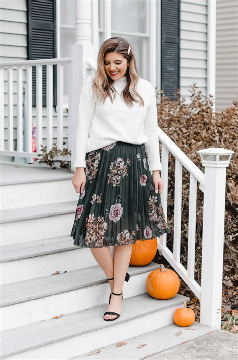 Five Thanksgiving Outfits | Thanksgiving Outfit Ideas | By Lauren M