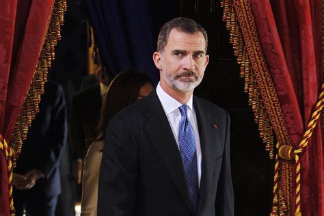 Spain's King Felipe Urges Catalan Leaders to Act Responsibly - Bloomberg