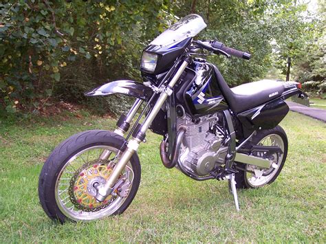 Suzuki DR 650 Dual Sport