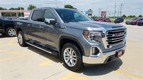 New 2020 GMC Sierra 1500 4WD Crew Cab 147 SLT Crew Cab Pickup in Savoy ...