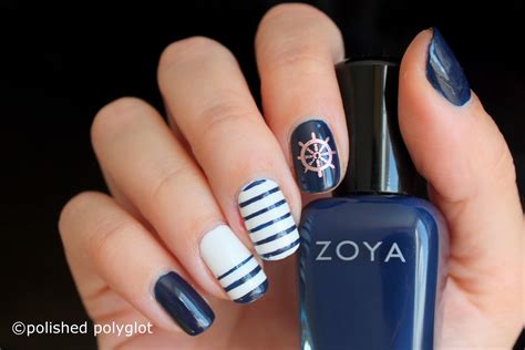 Nail art │Navy blue and white nautical nail [Nail crazies unite ...