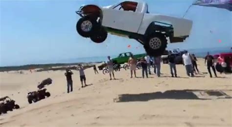 Truck Gets Massive Air Jumping Sand Dune - Trucks Video | eBaum's World