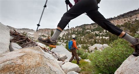 How And When To Use Trekking Poles – Reliable Racing Blog