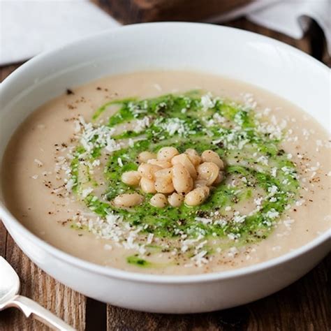 Haricot bean soup with parmesan and pesto