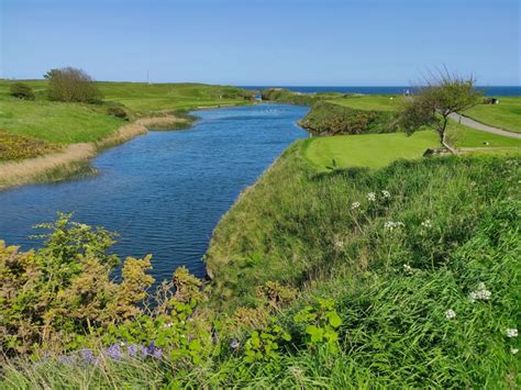 Walk: Seahouses circuit – fish, ships & speckled eggs | Scotland Off ...