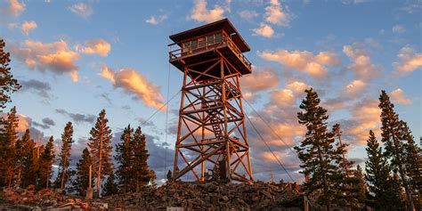 Spruce Mountain Fire Lookout Tower // ADVENTR.co