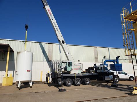 How Does A Truck Mounted Mobile Crane Work? - Michigan Crane Rental