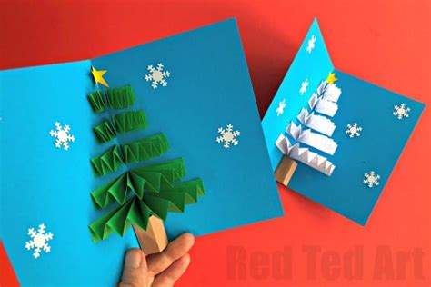 41 Easy Christmas Paper Crafts to Make for the Holidays