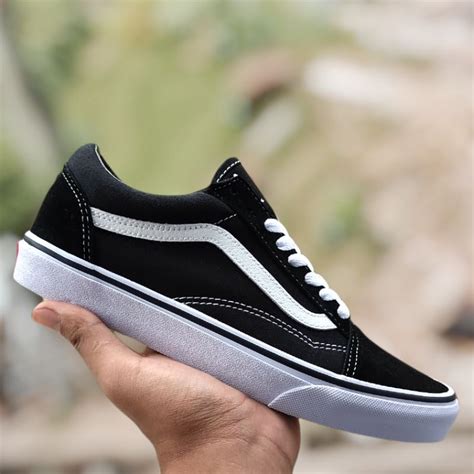 Vans Old Skool Black/White 2022 model latest | Lazada PH