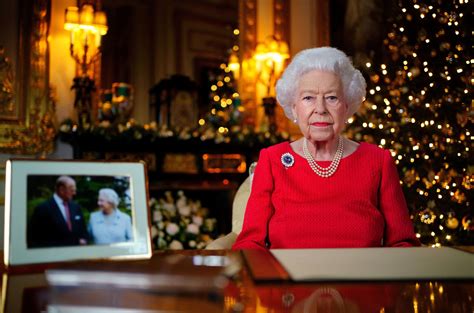 Armed 19-Year-Old Arrested at Windsor Castle as Queen Elizabeth ...