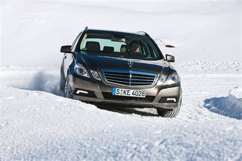 UK : Mercedes Benz Promotes the Use of Winter Tires - autoevolution