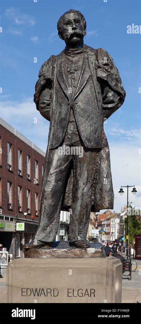 Statue of Edward Elgar in Worcester Stock Photo - Alamy