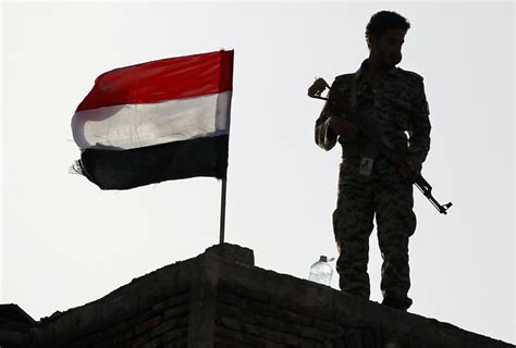 Troops refuse to fight: Thousands of Yemeni soldiers shun civil war ...