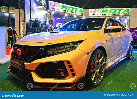 Honda Civic Type R at Manila International Auto Show in Pasay ...