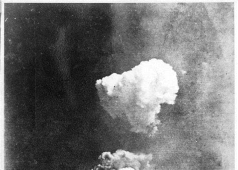 Photo Found Of Hiroshima Atomic Bomb Mushroom Cloud Splitting In Two ...