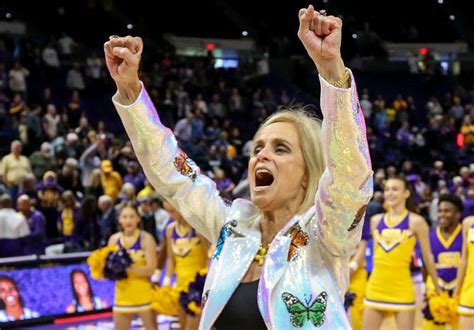 Kim Mulkey named National Coach of the Year by AP – Crescent City Sports