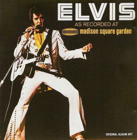 Elvis Presley "That's All Right" (Live)