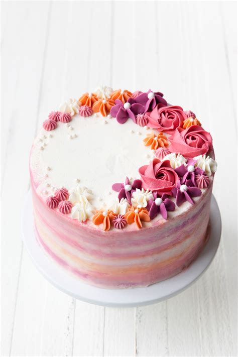 How to Make a Buttercream Flower Cake - Style Sweet