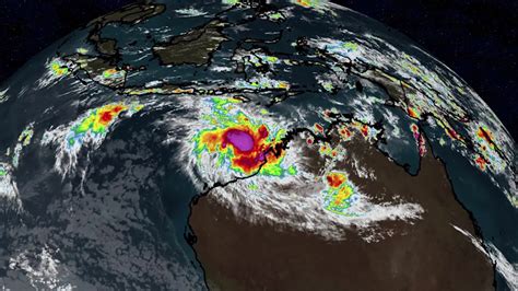 Tropical Cyclone Ilsa Expected To Strengthen Before Australia Landfall ...