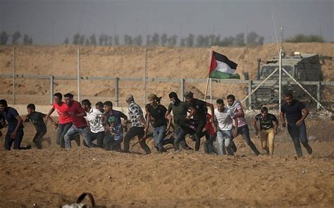 6,000 protest on Gaza border; IDF deploys more Iron Dome batteries in ...