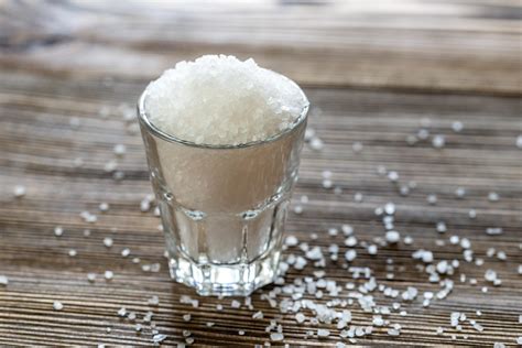 Glass of sea salt - L-arginine Plus®