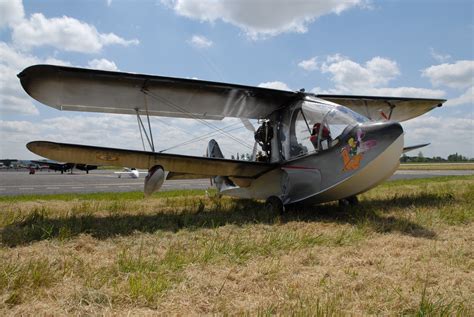 File:Ultralight aircraft - AirExpo Muret 2007 0128 2007-05-12.jpg