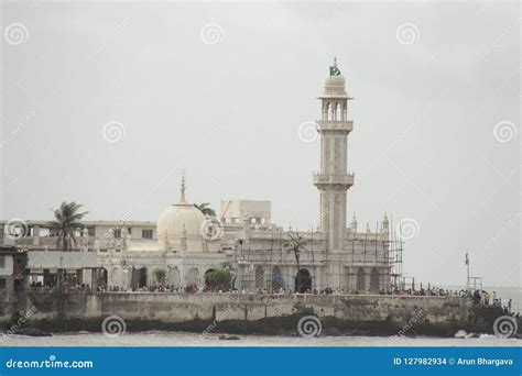 Haji Ali a Medieval Mosque in Arabian Sea Stock Photo - Image of mosque ...