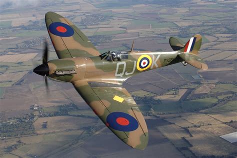 Pin by Steven White on Supermarine Spitfire | Ww2 fighter planes, Wwii ...