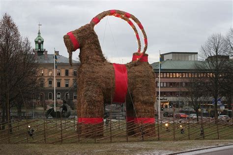 Gävle Goat: The Christmas Goat That Vandals Can’t Keep Their Hands Off ...