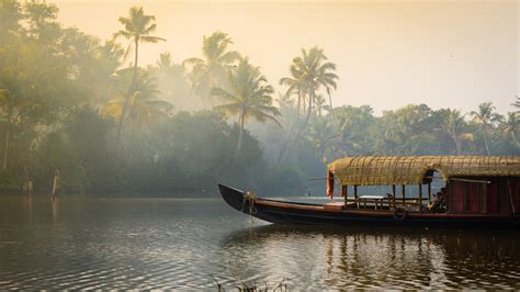 Detailed Tour Guide To Alleppey - Kerala Tourism