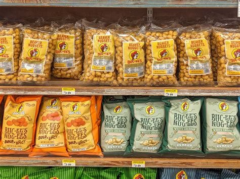 Ultimate Guide to Buc-ee's Food: 15+ Best Snacks!